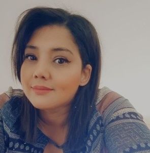 Meet your Posher, Hanane